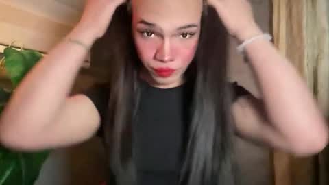 QUEEN online show from 04/20/26, 10:07