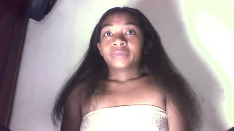 queennaya online show from 06/24/26, 03:11