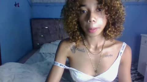 queennih online show from 01/09/26, 08:43