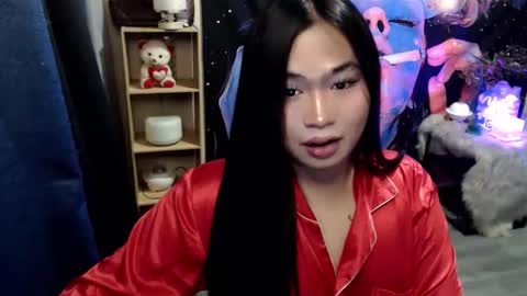 Mikka online show from 11/18/25, 03:49