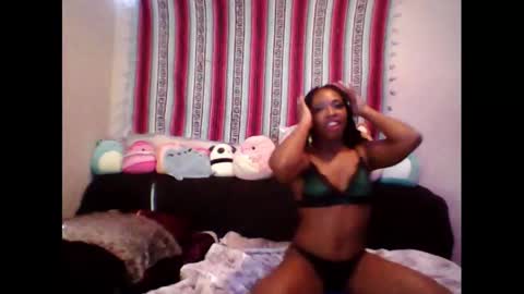 QueenOfHearts online show from 01/10/25, 07:54