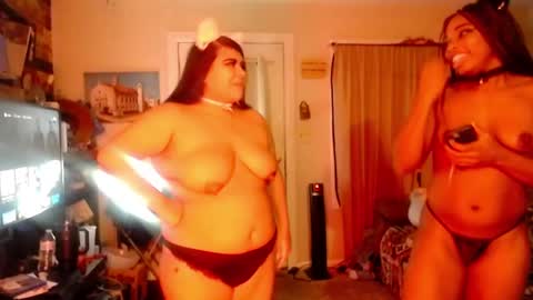 QueenOfHearts online show from 01/27/25, 06:19