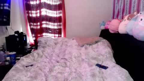 QueenOfHearts online show from 02/09/25, 08:34