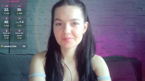 QueenOfModels online show from 02/12/26, 05:57