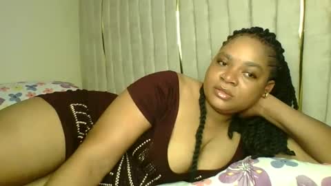 Snapshot of queenofsouls chatting on 01/02/25, 05:03 . online show from 01/02/25, 05:03