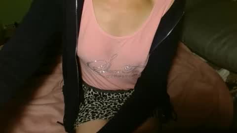 queenoftenderness online show from 09/30/25, 07:41