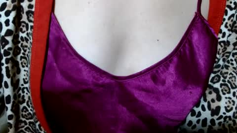 queenoftenderness online show from 07/18/26, 06:45