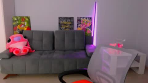 Snapshot of queenofthesense chatting on 10/22/25, 10:26 Patricia online show from 10/22/25, 10:26