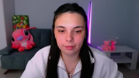 Snapshot of queenofthesense chatting on 10/24/25, 05:53 Patricia online show from 10/24/25, 05:53