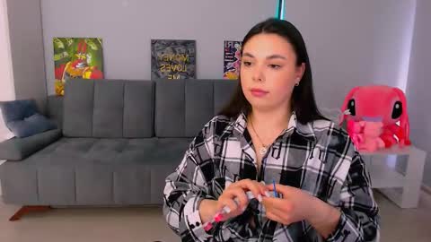 Snapshot of queenofthesense chatting on 02/15/26, 07:51 Patricia online show from 02/15/26, 07:51