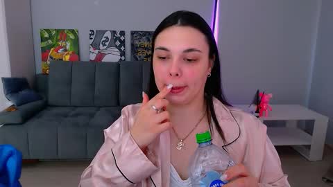 Snapshot of queenofthesense chatting on 02/22/26, 12:58 Patricia online show from 02/22/26, 12:58