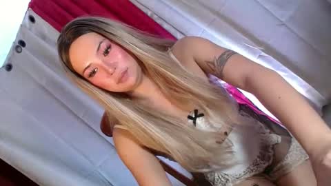 QUEEN online show from 02/08/26, 12:14