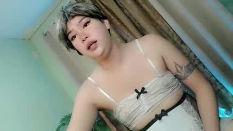 QUEEN online show from 02/22/26, 05:19