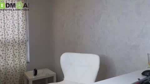     follow my new insta  online show from 09/19/25, 12:39