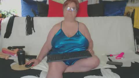 Snapshot of queenpammy chatting on 05/09/26, 07:46 QueenPammy online show from 05/09/26, 07:46