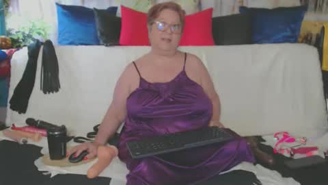 Snapshot of queenpammy chatting on 05/11/26, 06:30 QueenPammy online show from 05/11/26, 06:30