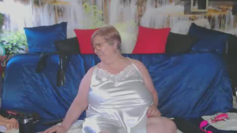 Snapshot of queenpammy chatting on 06/03/26, 08:50 QueenPammy online show from 06/03/26, 08:50