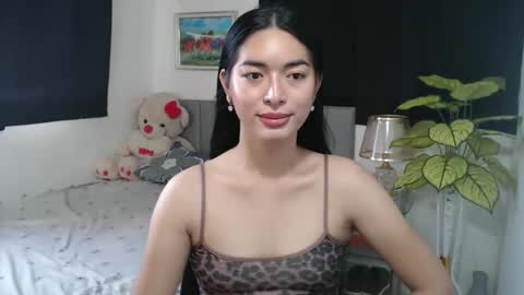 QueenPinay69 online show from 10/12/25, 07:07