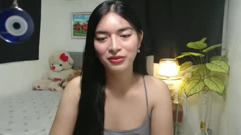 QueenPinay69 online show from 10/25/25, 03:51
