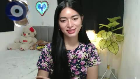 QueenPinay69 online show from 11/15/25, 04:54