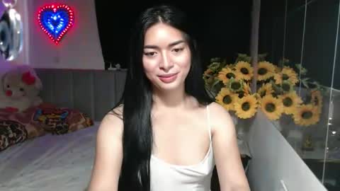 QueenPinay69 online show from 11/28/25, 05:10