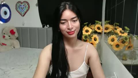 QueenPinay69 online show from 11/28/25, 05:15