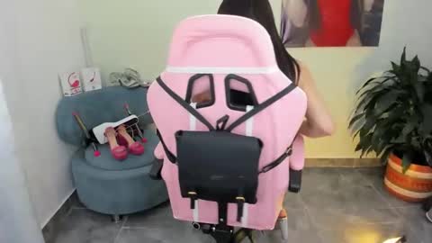 RAMONA ULLOA  online show from 02/01/25, 08:16