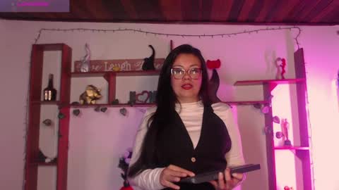 queenrose94 online show from 03/27/26, 01:44