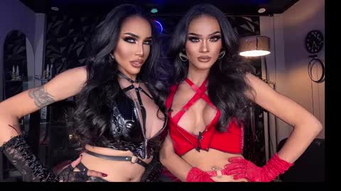 Snapshot of queenvalentinats chatting on 02/14/25, 10:14 ValentinaMoone online show from 02/14/25, 10:14