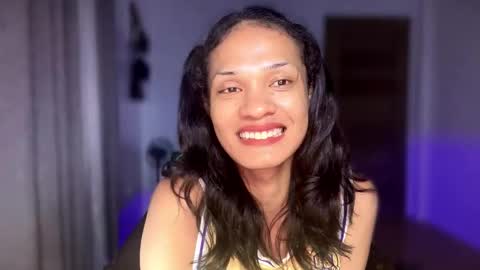 Snapshot of queenvalentinats chatting on 10/14/25, 02:34 ValentinaMoone online show from 10/14/25, 02:34