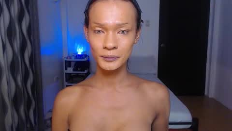 ValentinaMoone online show from 11/24/25, 01:27