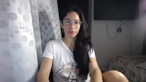 Paola online show from 12/21/24, 06:52