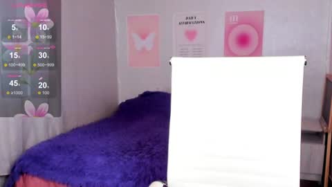 Snapshot of queitsharm_ chatting on 07/05/26, 06:09 Anna online show from 07/05/26, 06:09