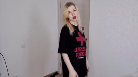 Tate online show from 03/28/26, 06:24