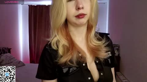 Tate online show from 04/19/26, 06:24