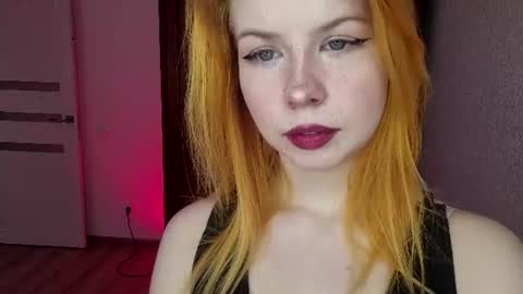 Snapshot of quennabrucker chatting on 07/11/26, 06:16 Tate online show from 07/11/26, 06:16