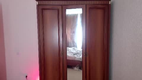 Snapshot of quennabrucker chatting on 07/20/26, 06:17 Tate online show from 07/20/26, 06:17