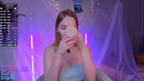 Teri  My favorite vibes 77 101 222 666 online show from 09/13/25, 01:27