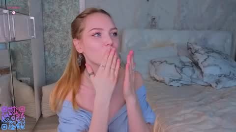 Teri  My favorite vibes 77 101 222 666 online show from 11/12/25, 02:56