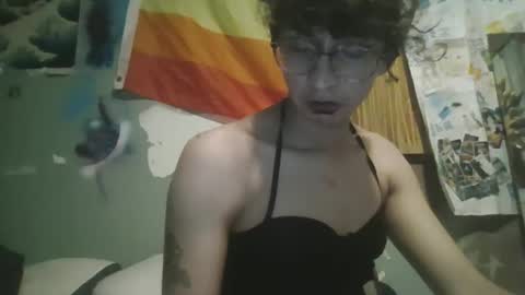 Mia online show from 03/04/26, 12:55