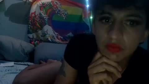 Mia online show from 07/06/26, 12:13
