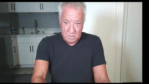 Jim online show from 10/10/25, 02:43