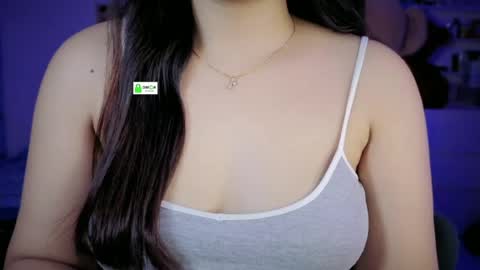 Snapshot of quest_queen chatting on 07/31/26, 05:12 zaara online show from 07/31/26, 05:12