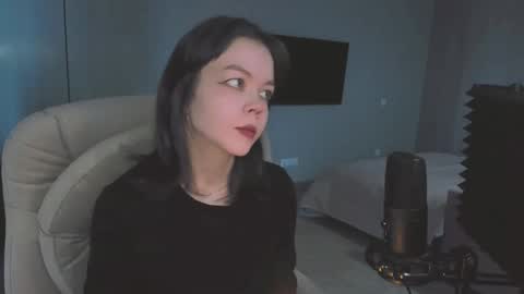 quietluxury online show from 03/13/26, 10:44