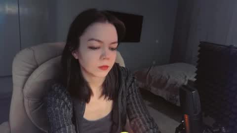 quietluxury online show from 04/19/26, 12:04