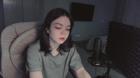 quietluxury online show from 04/26/26, 12:25