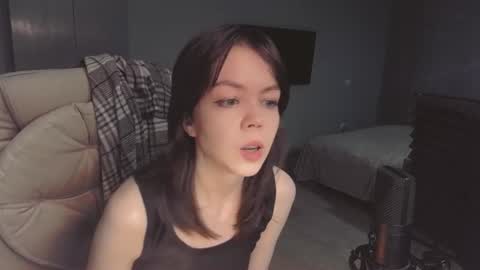 Snapshot of quietluxury chatting on 06/28/26, 06:36 quietluxury online show from 06/28/26, 06:36
