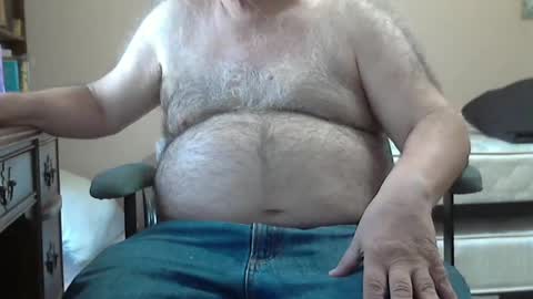 quietnshy2 online show from 10/26/25, 05:30