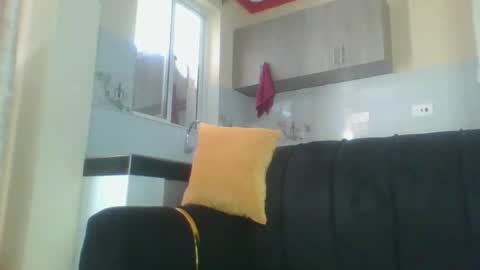 quinn_ce_ online show from 11/13/25, 07:51