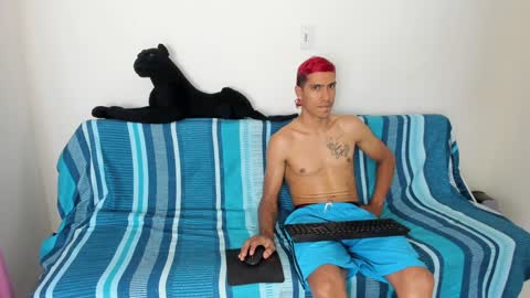 QuinnAndPuma online show from 01/22/25, 03:20